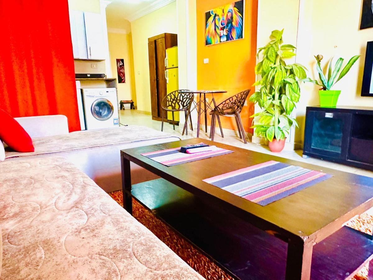Safari Center Apartament *